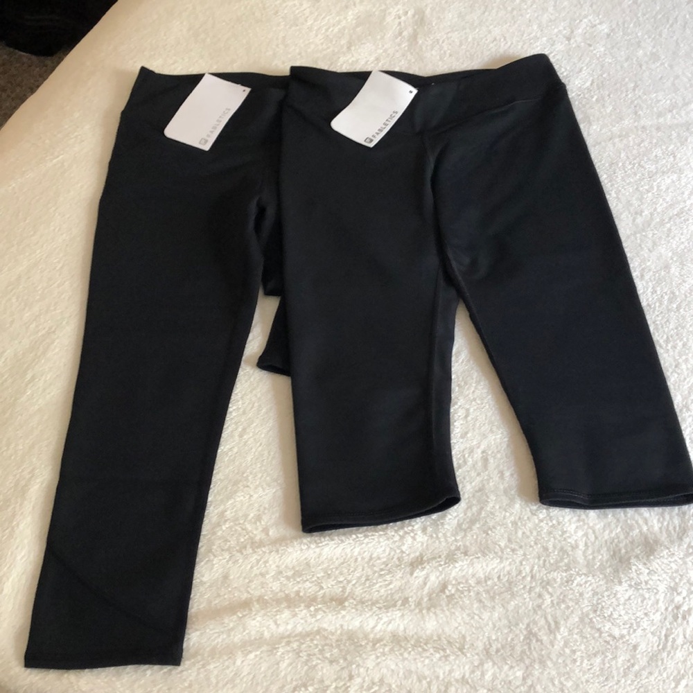 Lot of 2 - NWT Fabletics Leggings - XS